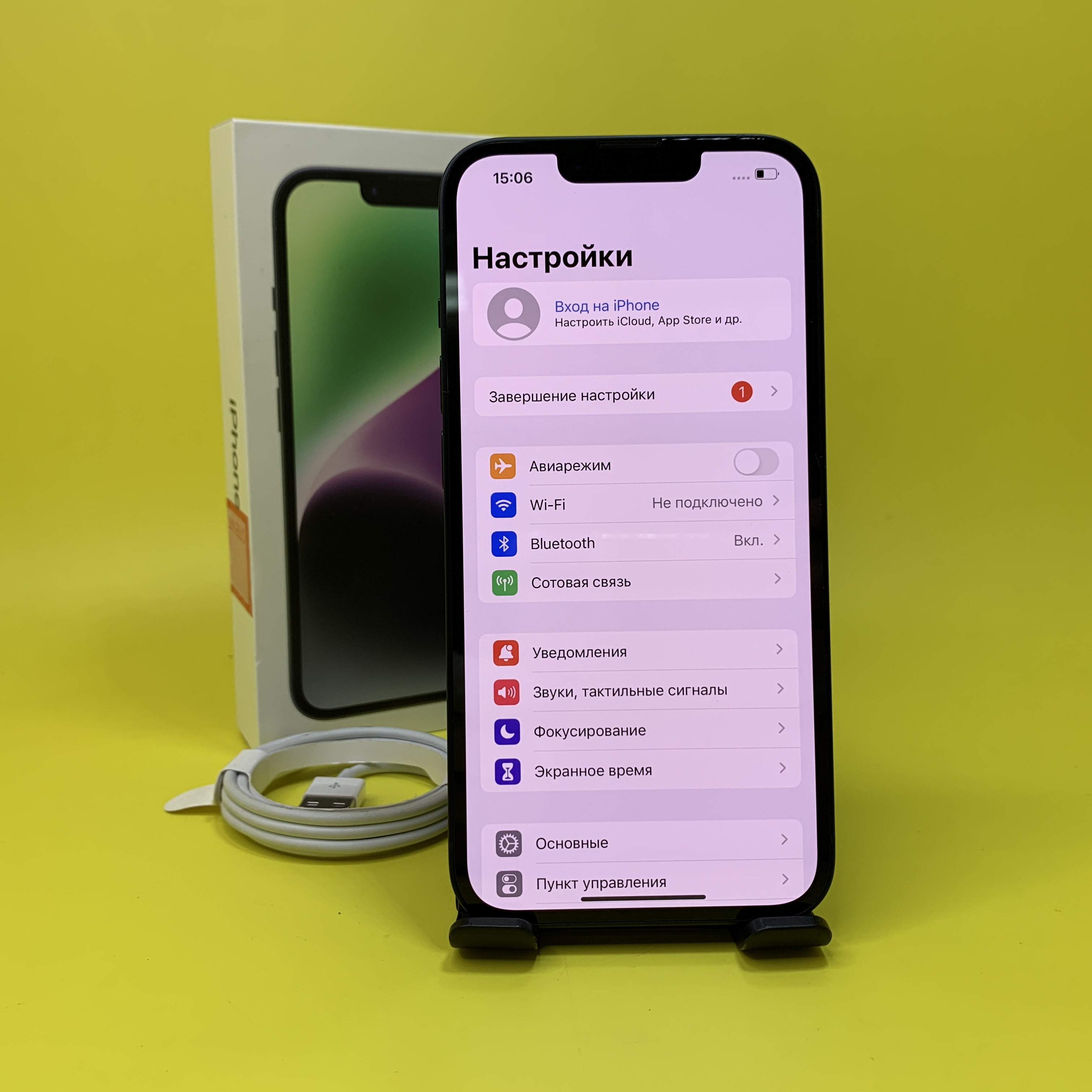 Купить iPhone 14 128gb Midnight (Б\У) в Москве