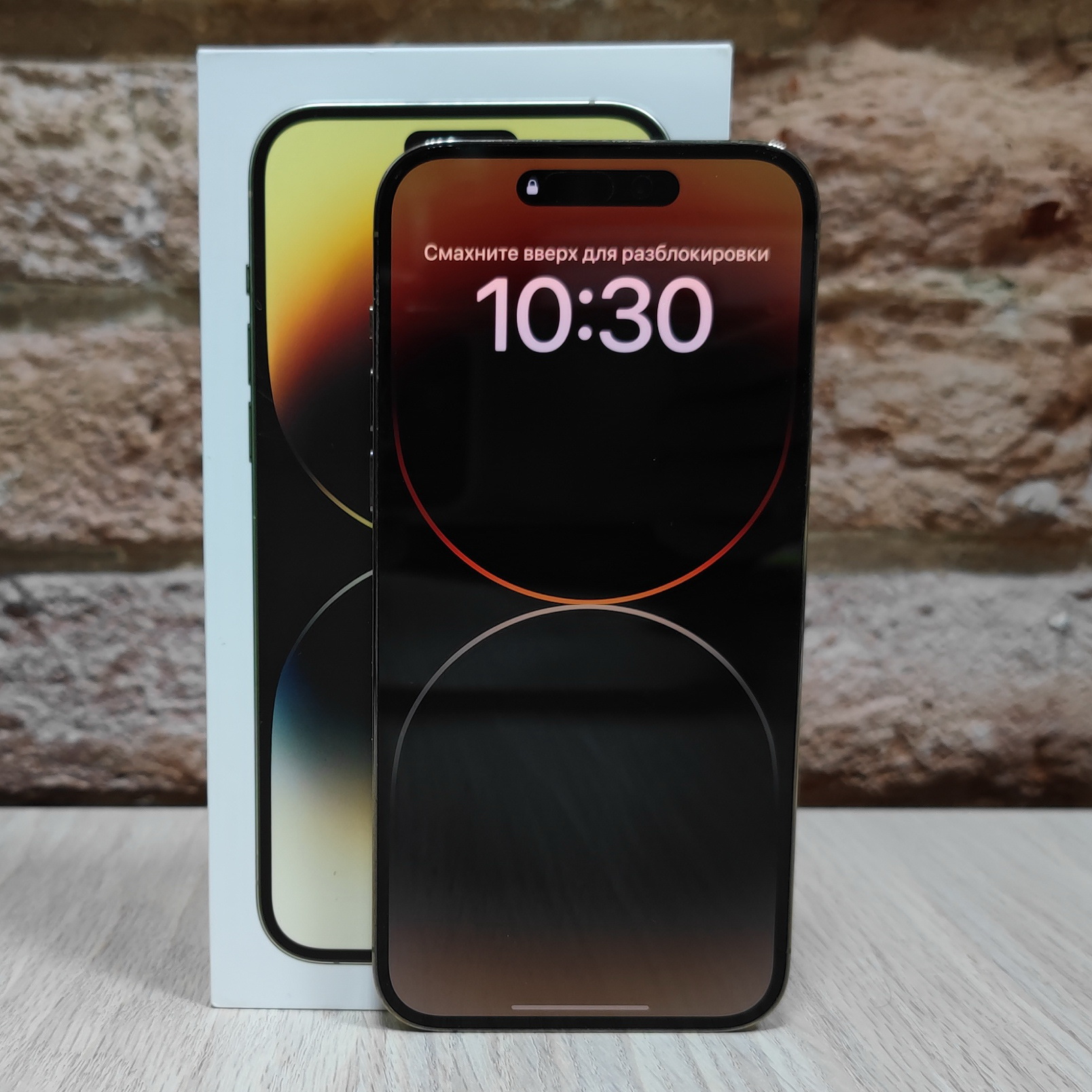 Купить iPhone 14 Pro Max 128gb Gold (Б\У) в Москве