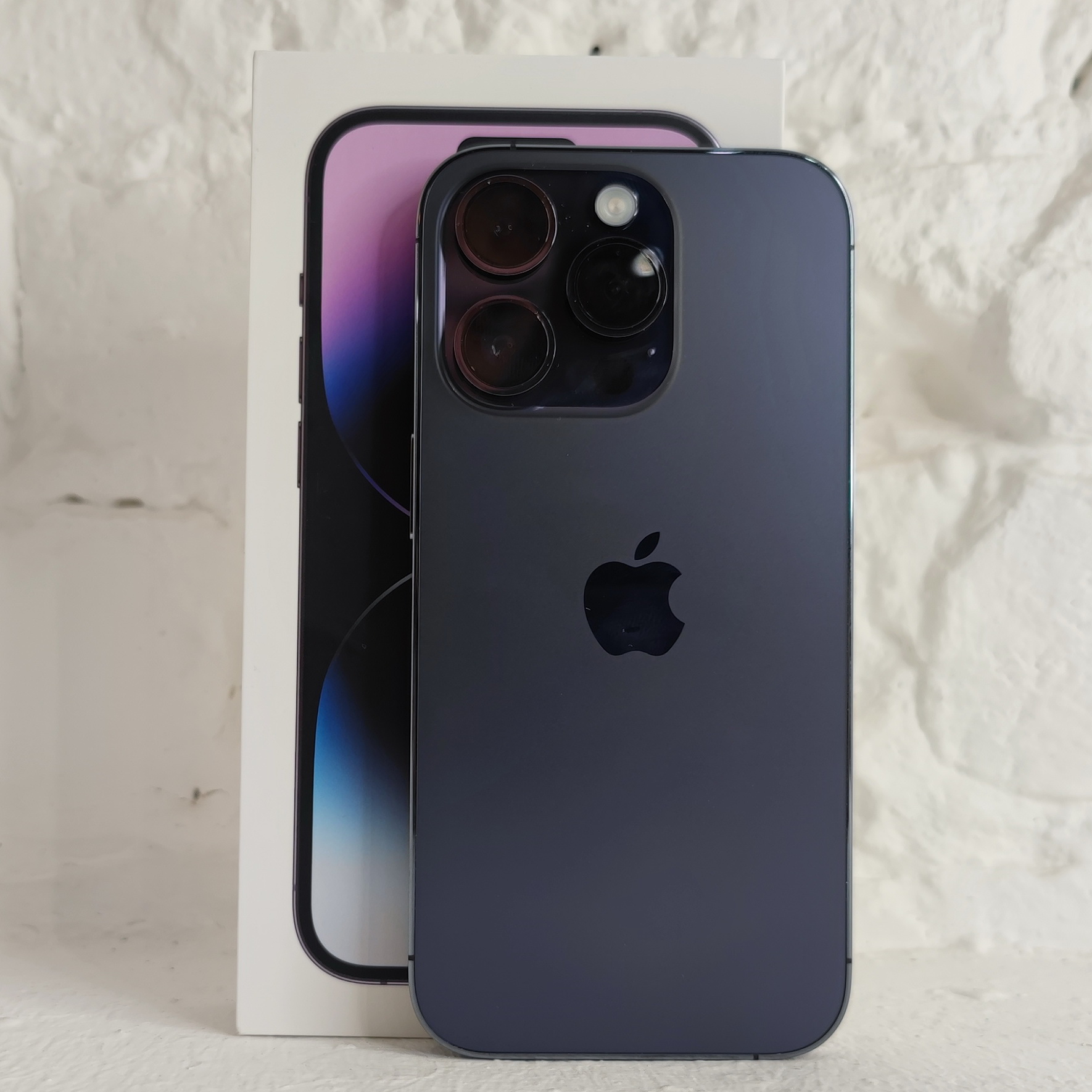 Купить iPhone 14 Pro 1tb Deep Purple (Б\У) в Симферополе