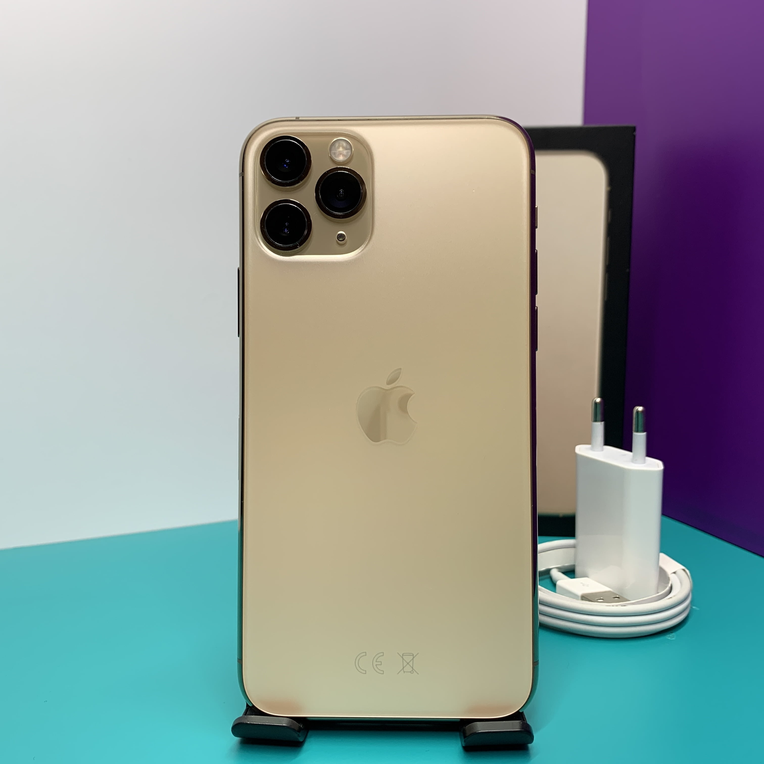 Купить iPhone 11 Pro 64gb Gold (Б\У) в Симферополе
