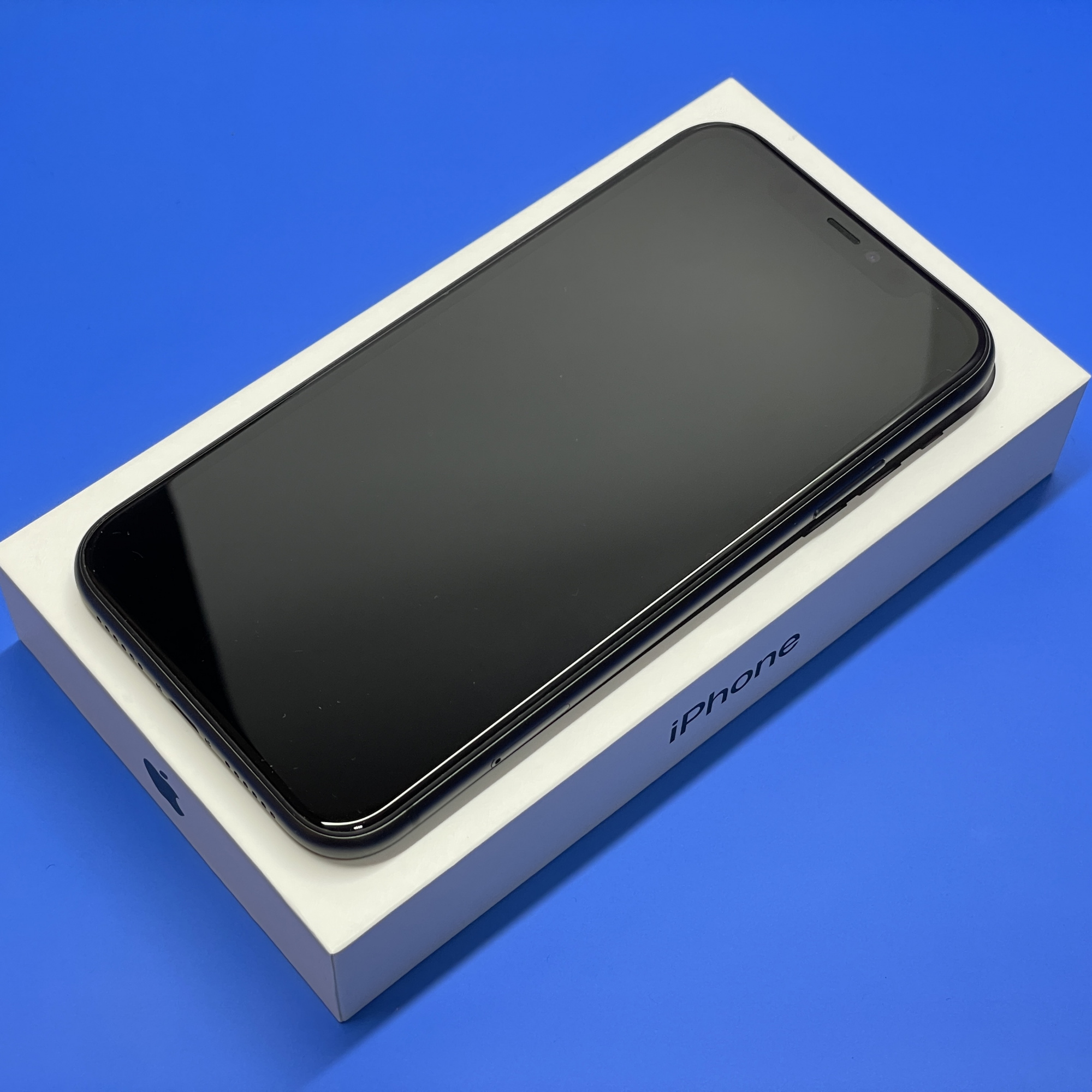 Купить iPhone 11 128gb Black (Б\У) в Симферополе