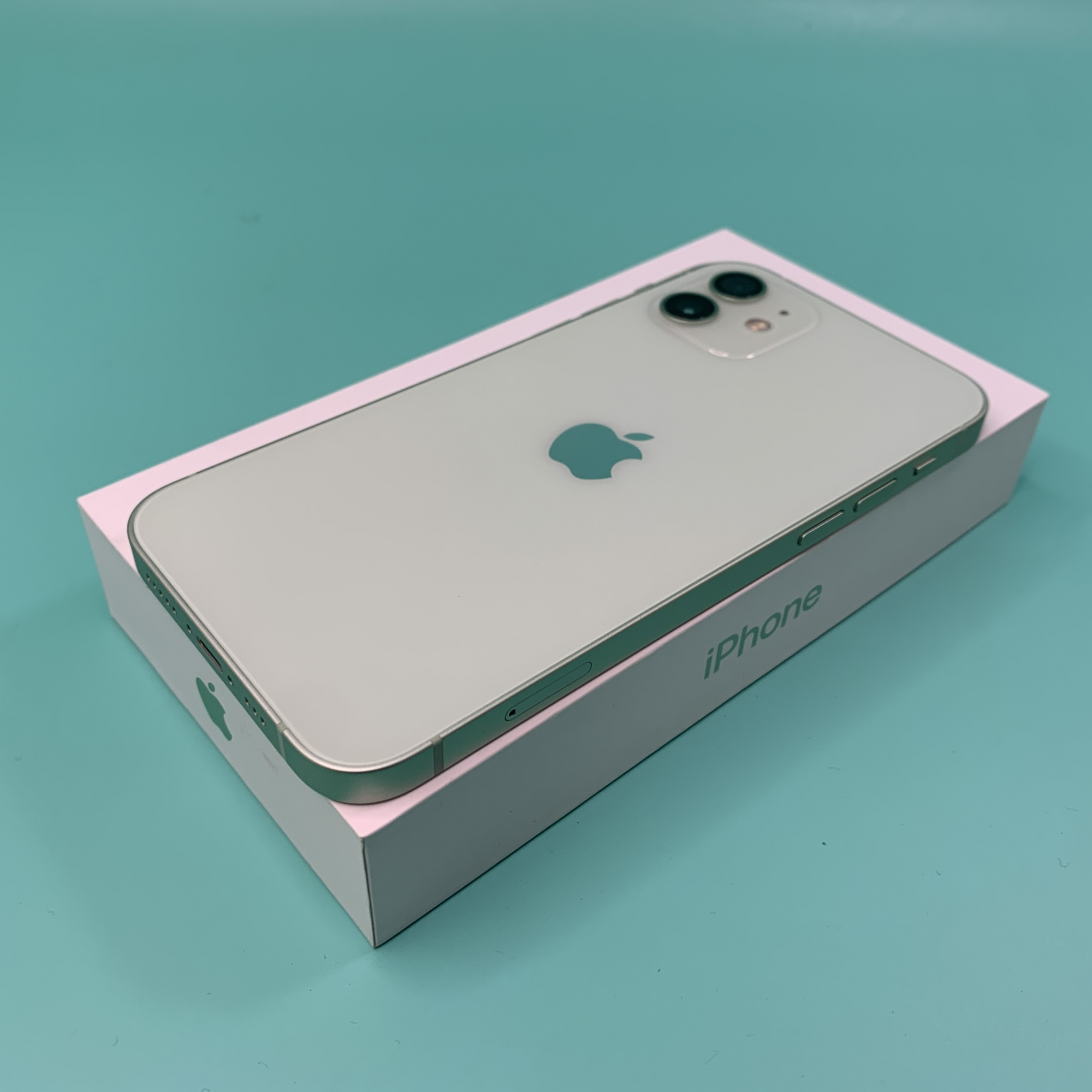 Купить iPhone 12 128gb Green (Б\У) в Симферополе