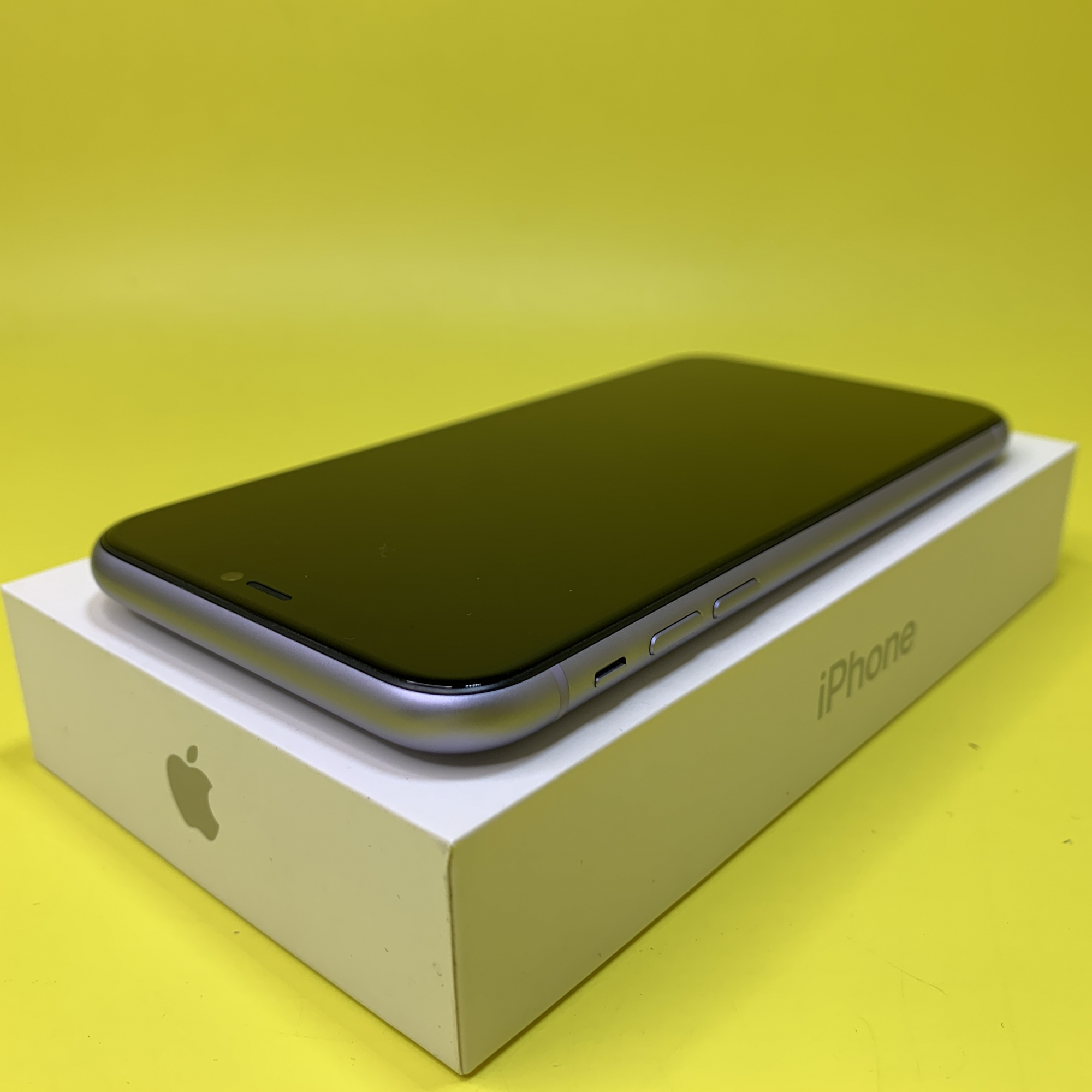 Купить iPhone 11 128gb Purple (Б\У) в Симферополе