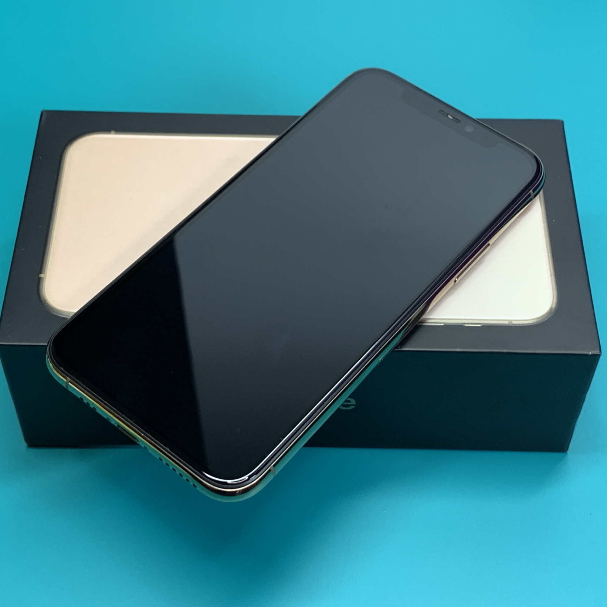 Купить iPhone 11 Pro 64gb Gold (Б\У) в Симферополе