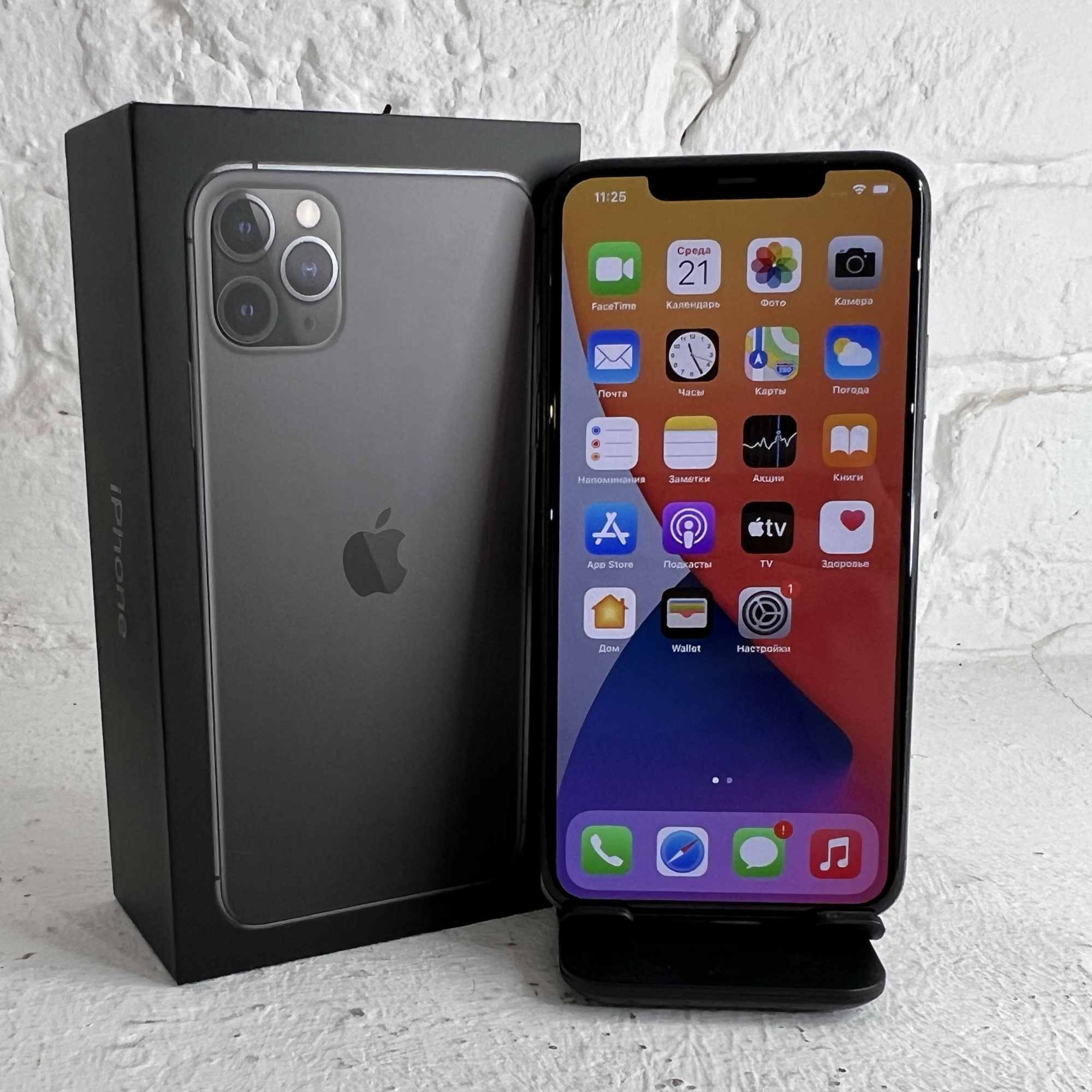 Купить iPhone 11 Pro Max 256gb Graphite (Б\У) в Москве