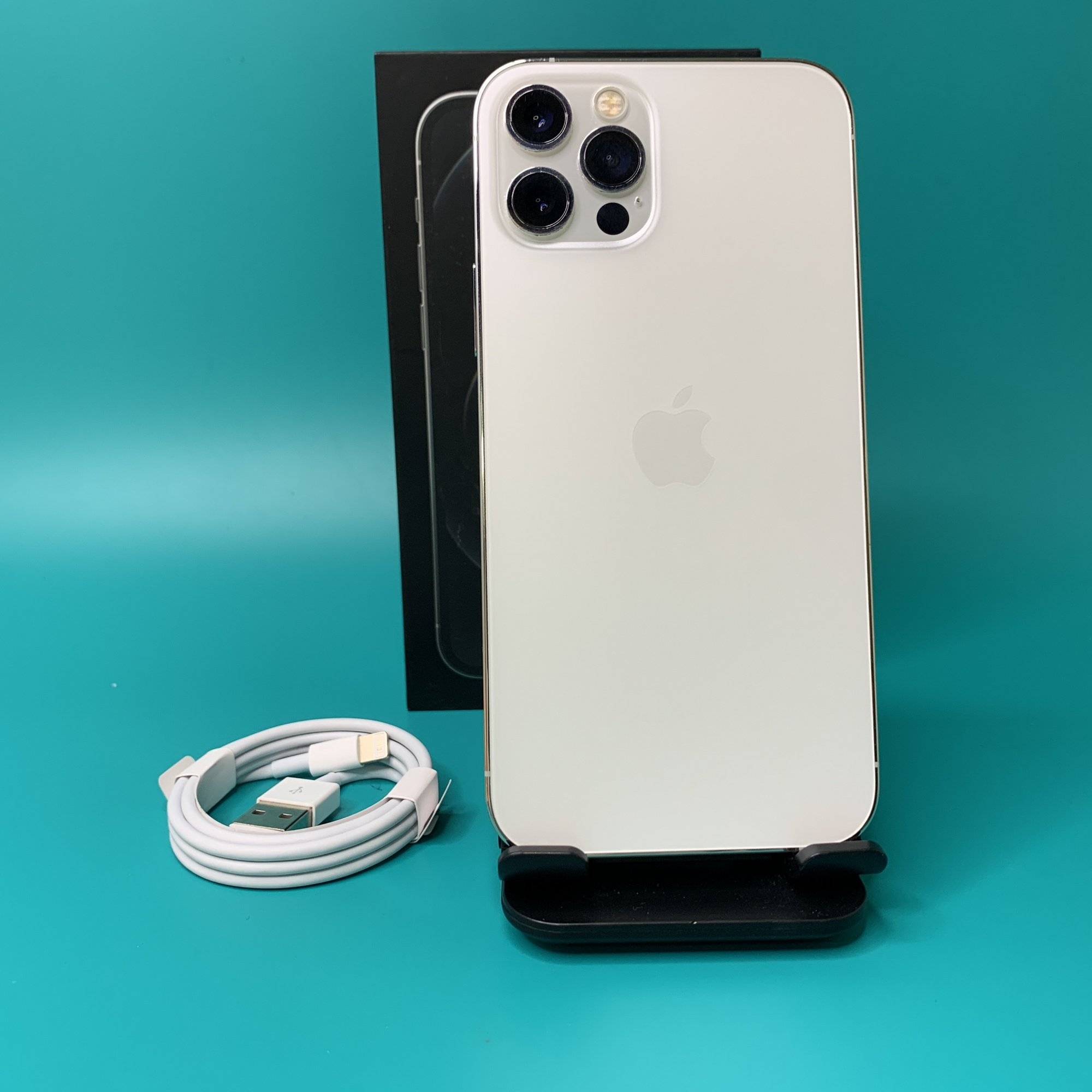 Купить iPhone 12 Pro 128gb Silver (Б\У) в Симферополе