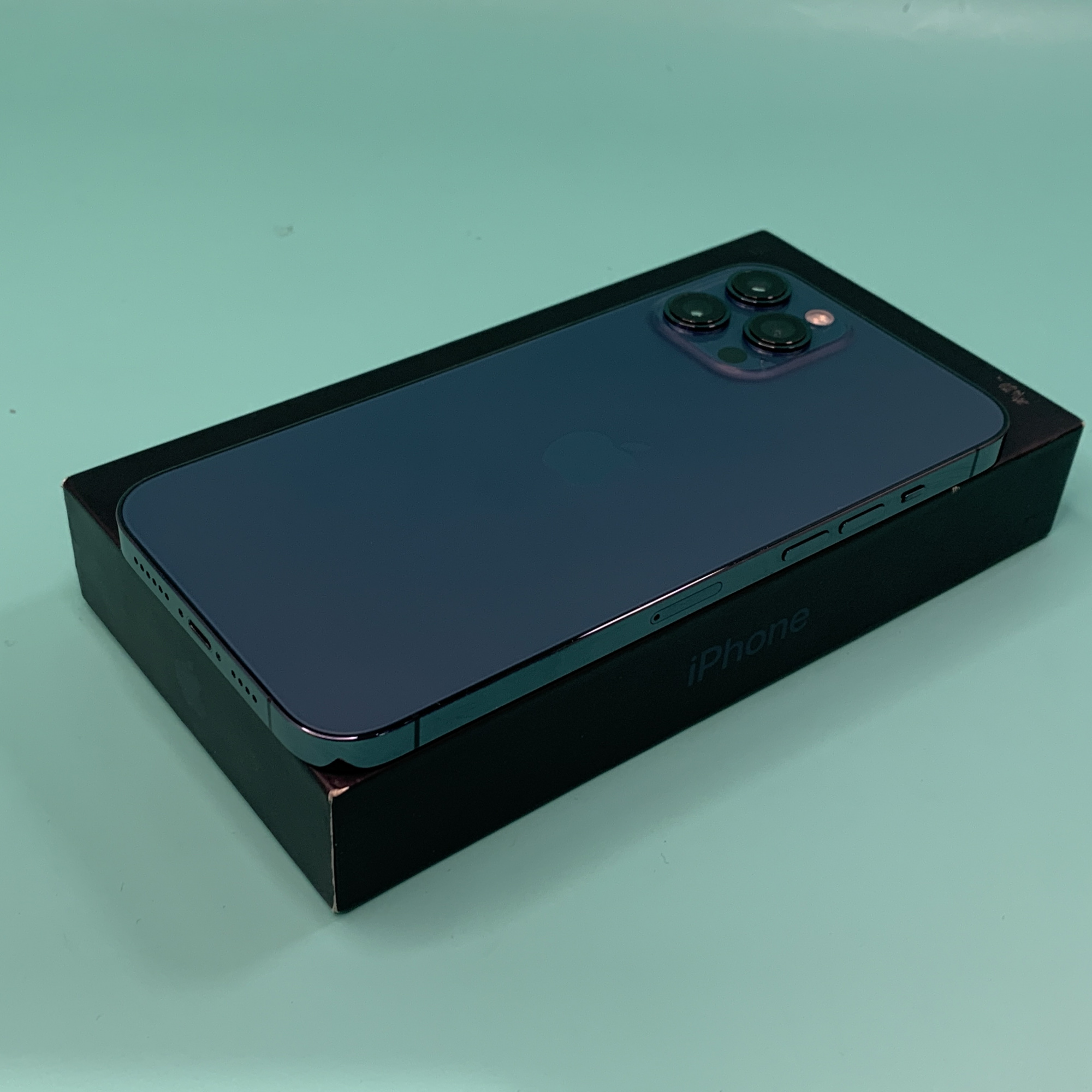 Купить iPhone 12 Pro Max 256gb Pacific Blue (Б\У) в Симферополе