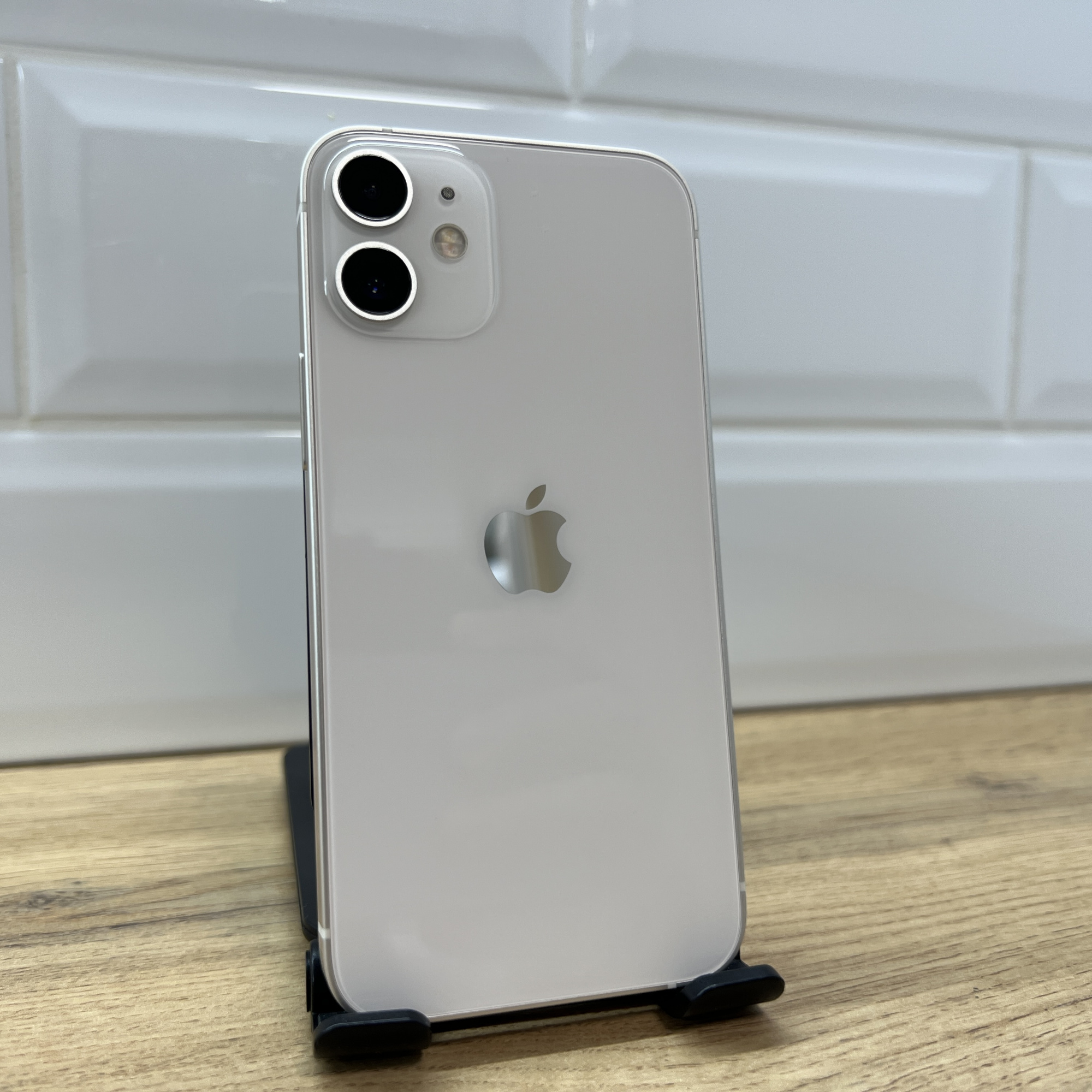 Купить iPhone 12 mini 128gb White (Б\У) в Симферополе