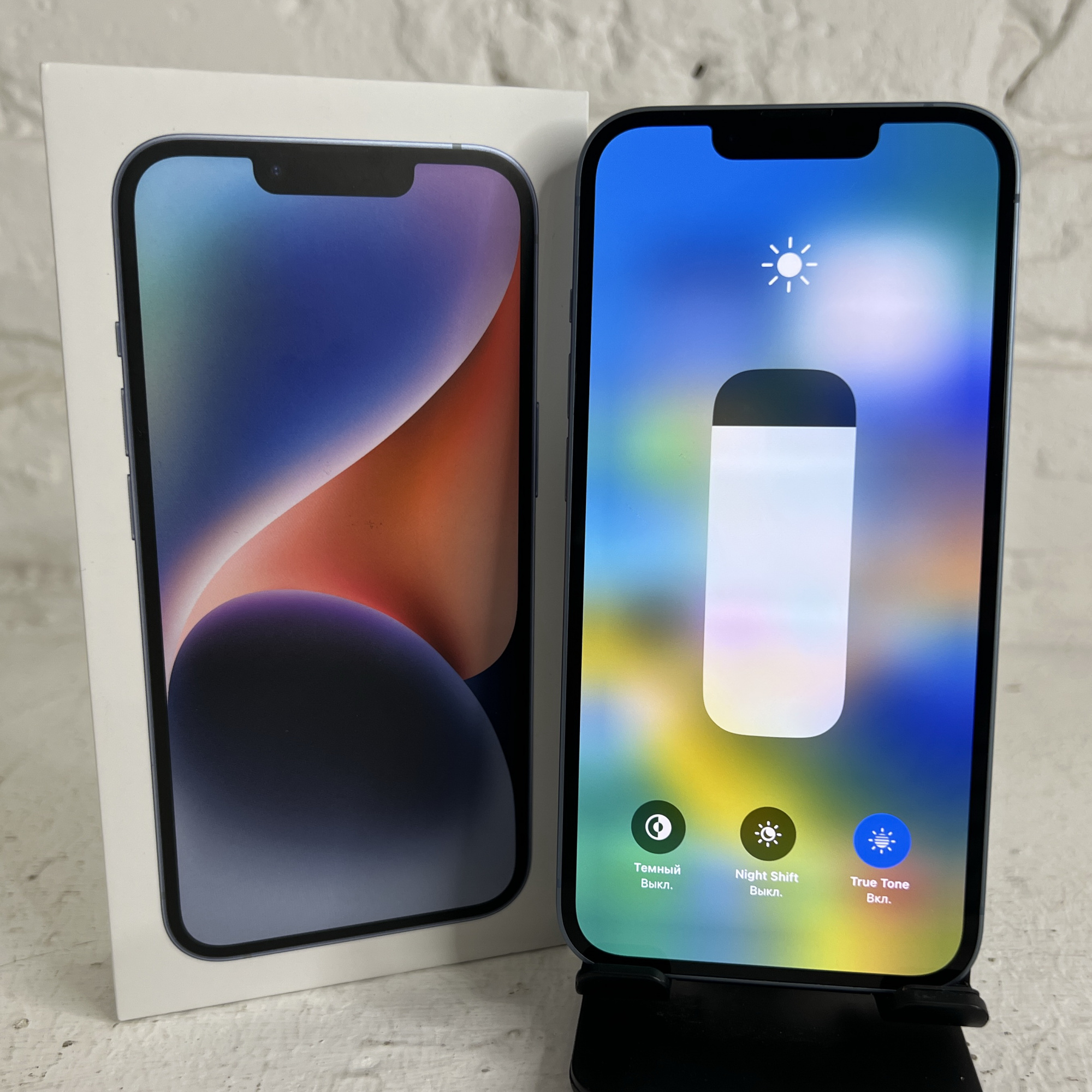 Купить iPhone 14 256gb Blue (Б\У) в Москве