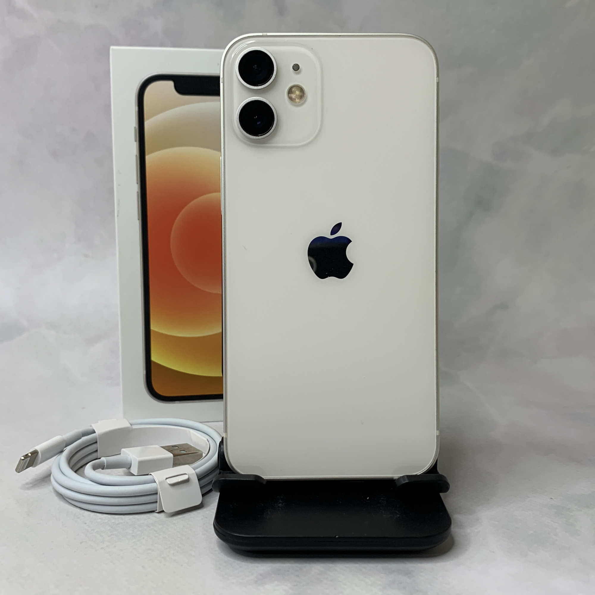 Купить iPhone 12 mini 128gb White (Б\У) в Симферополе