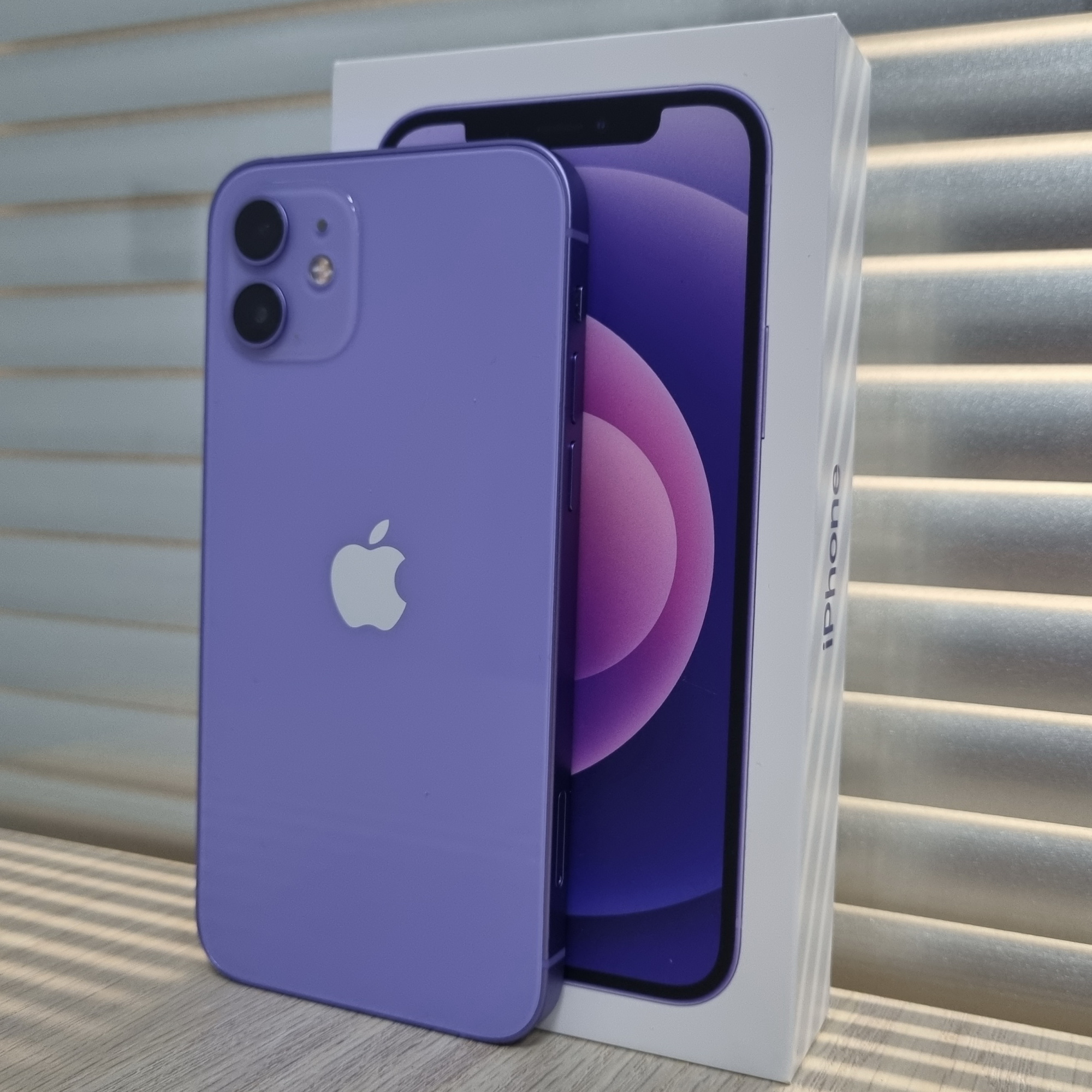 Купить iPhone 12 64gb Purple (Б\У) в Симферополе