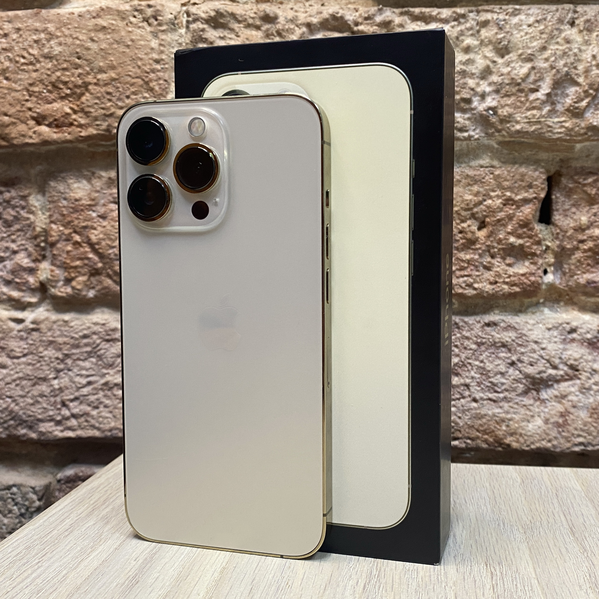 Купить iPhone 13 Pro 512gb Gold (Б\У) в Симферополе