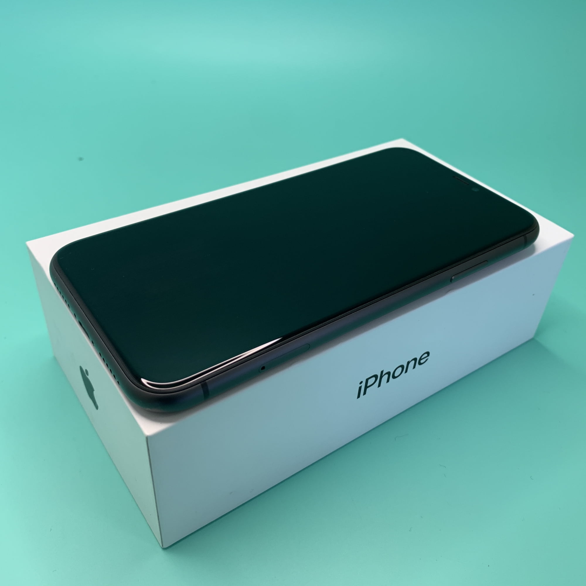 Купить iPhone 11 256gb Black (Б\У) в Москве