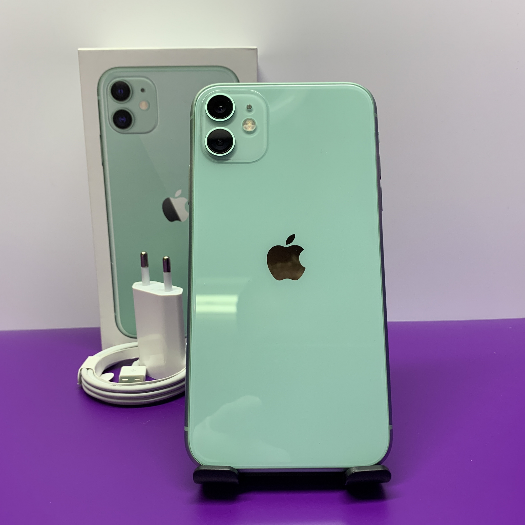 Купить iPhone 11 256gb Green (Б\У) в Москве