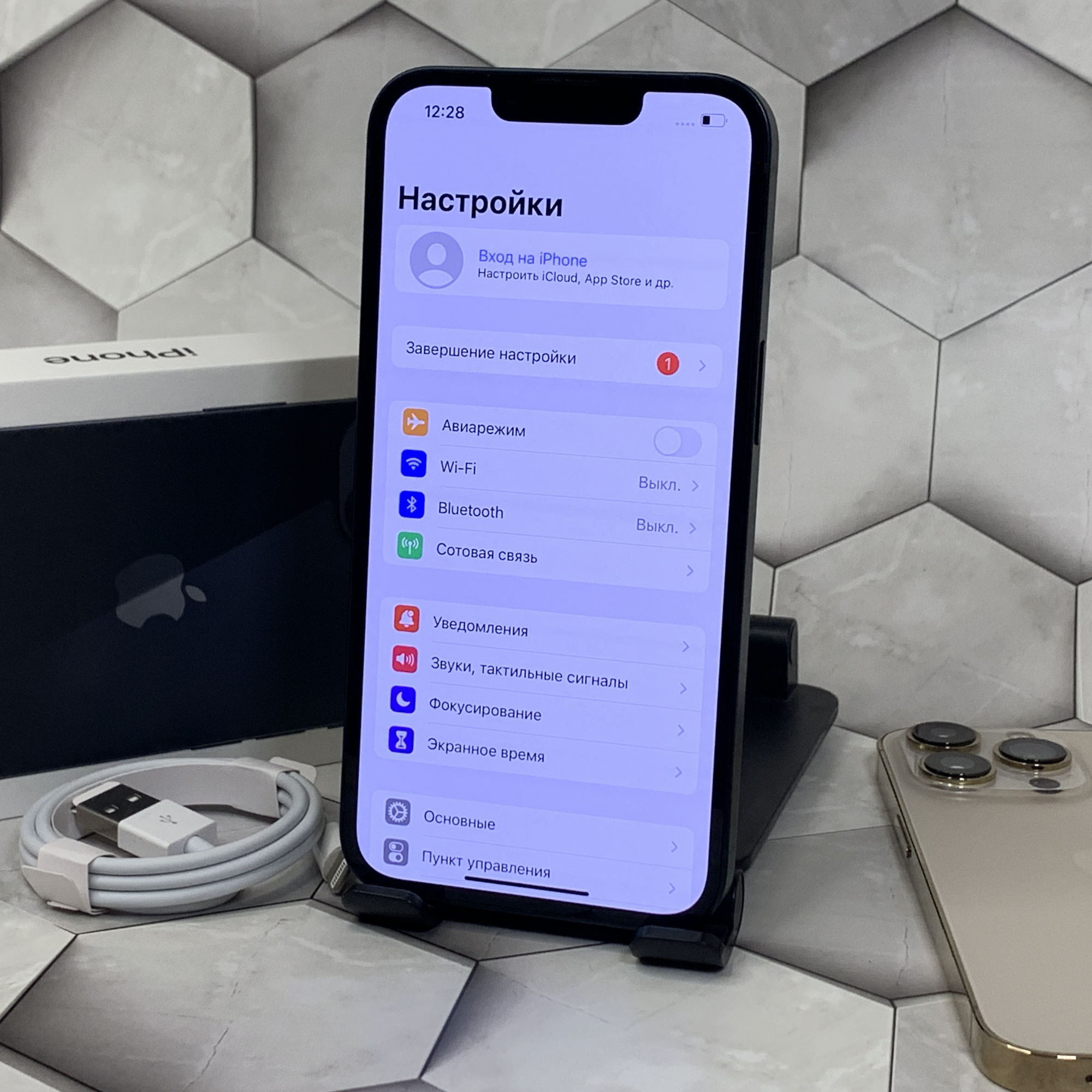 Купить iPhone 13 256gb Midnight (Б\У) в Симферополе