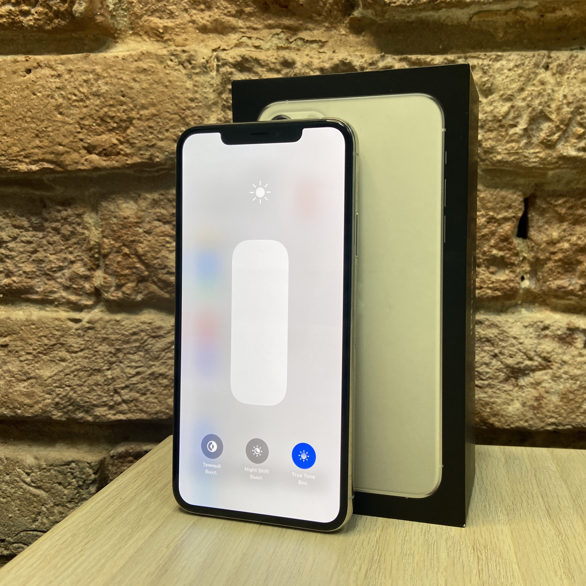 Купить iPhone 11 Pro Max 512gb Silver (Б\У) в Москве