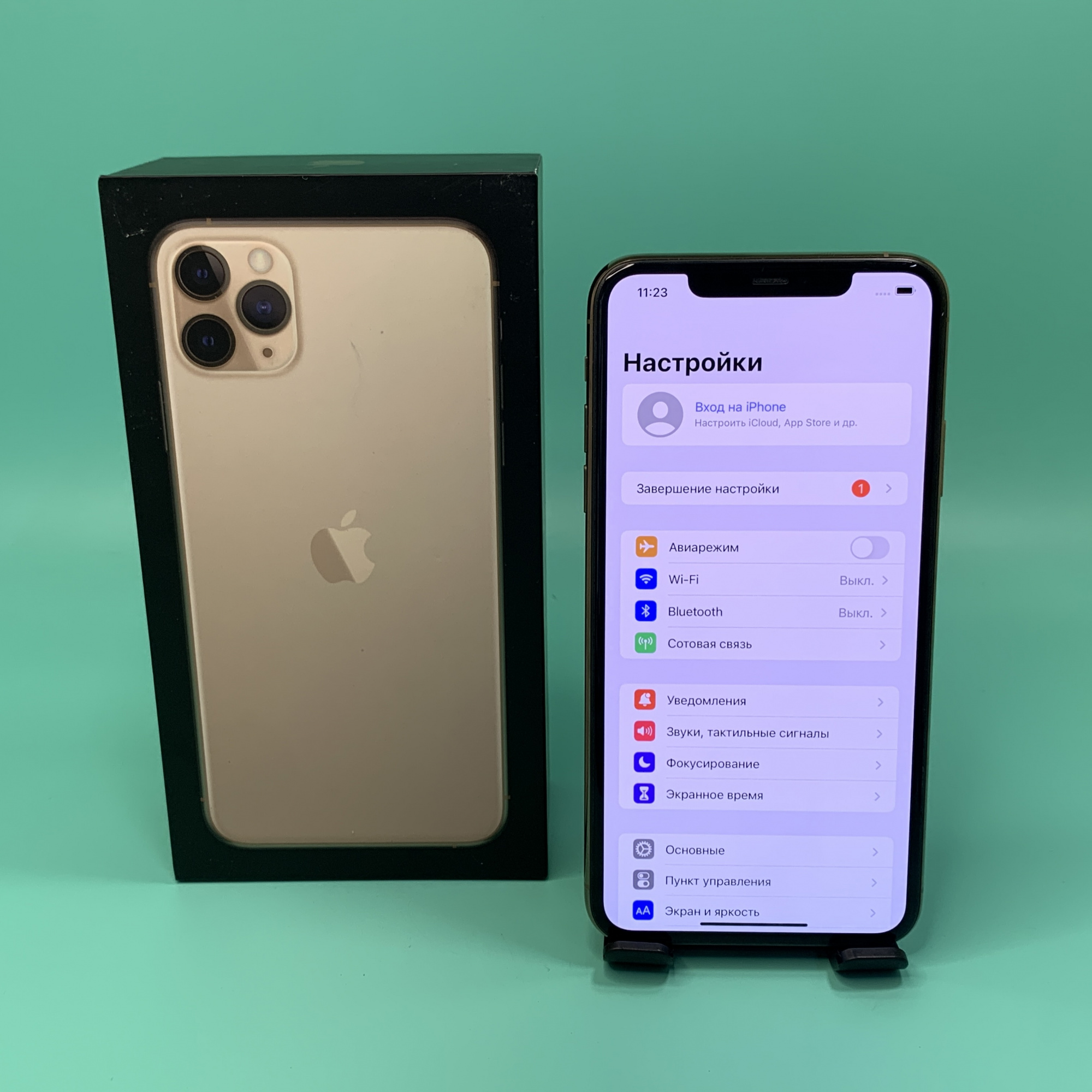 Купить iPhone 11 Pro Max 256gb Gold (Б\У) в Москве