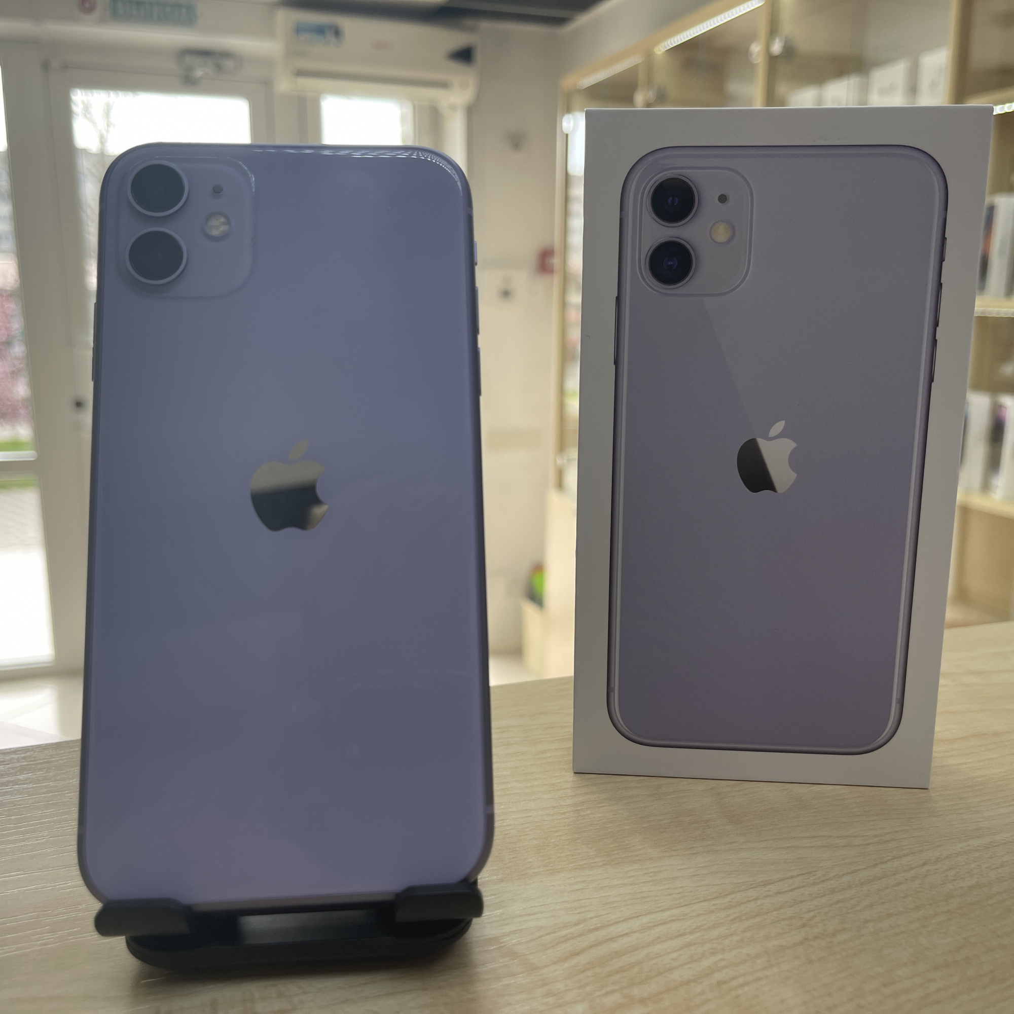 Купить iPhone 11 256gb Purple (Б\У) в Москве