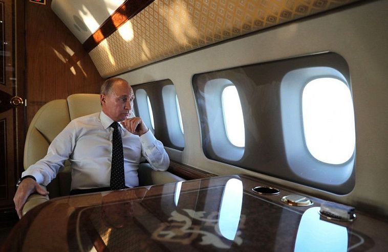 Путин подписал закон, который "национализирует" воздушный флот и запретит морской флот "недружественных стран"