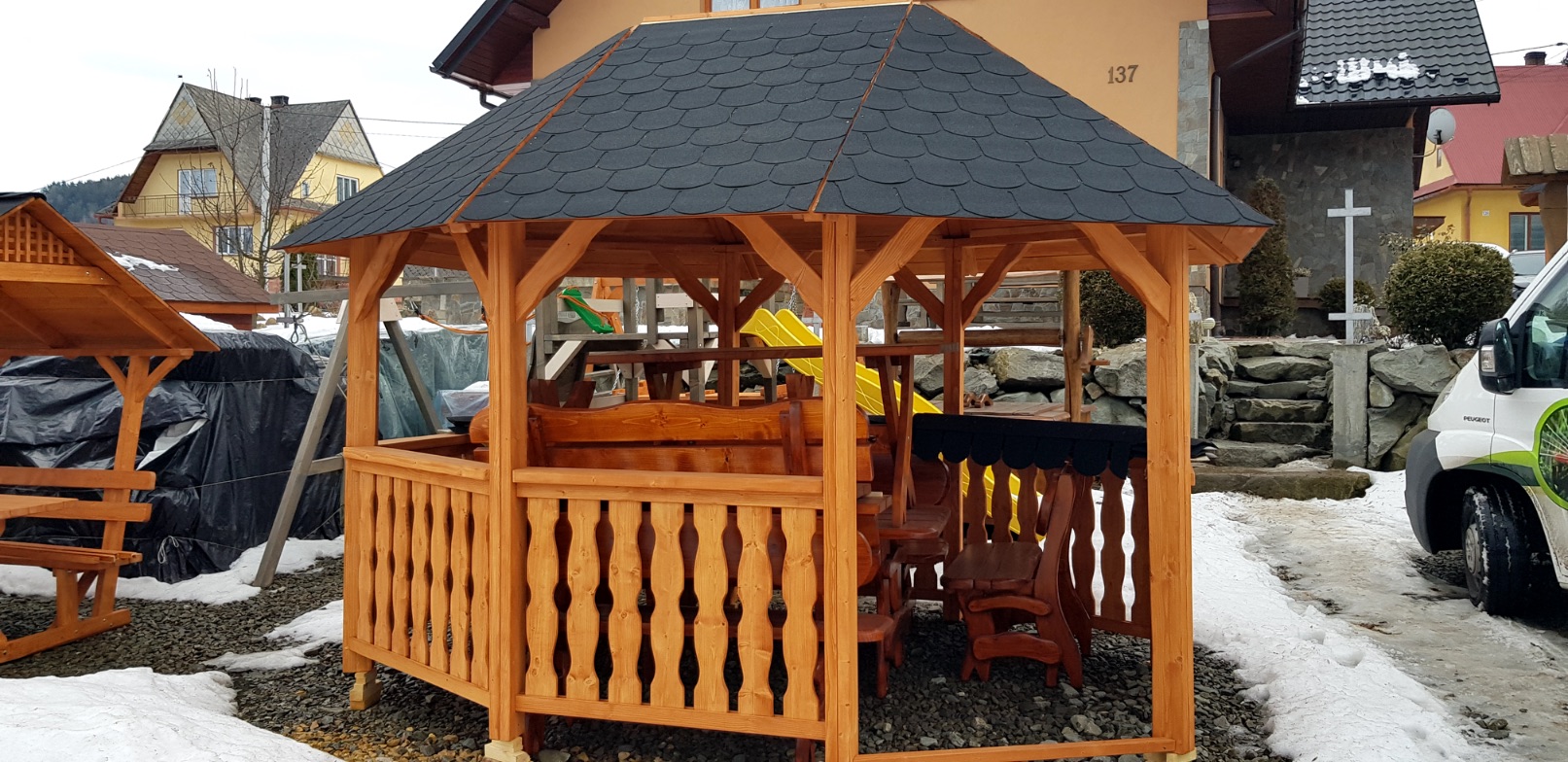 Drewniana architektura ogrodowa