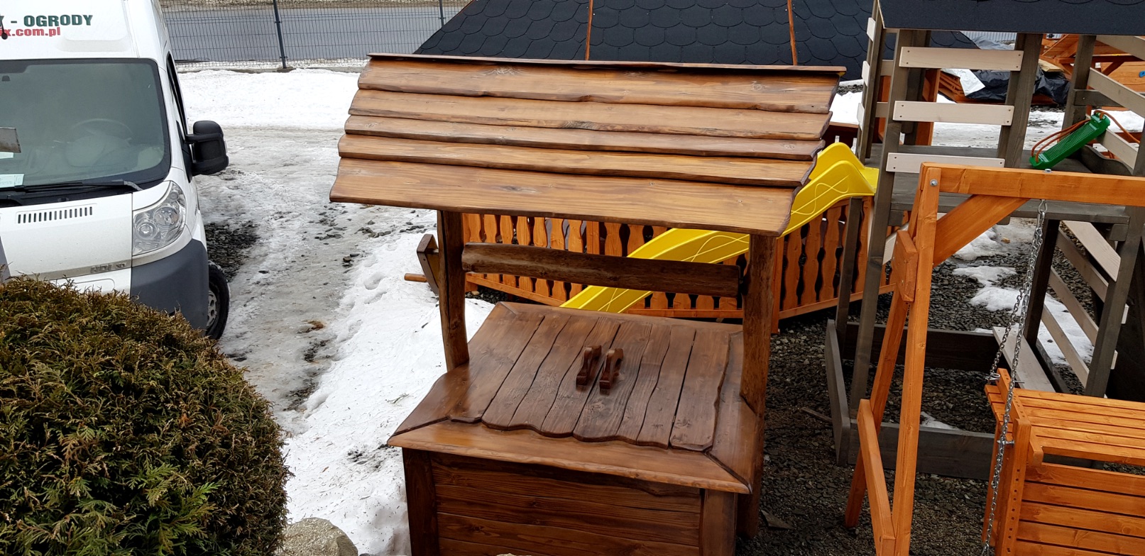 Drewniana architektura ogrodowa