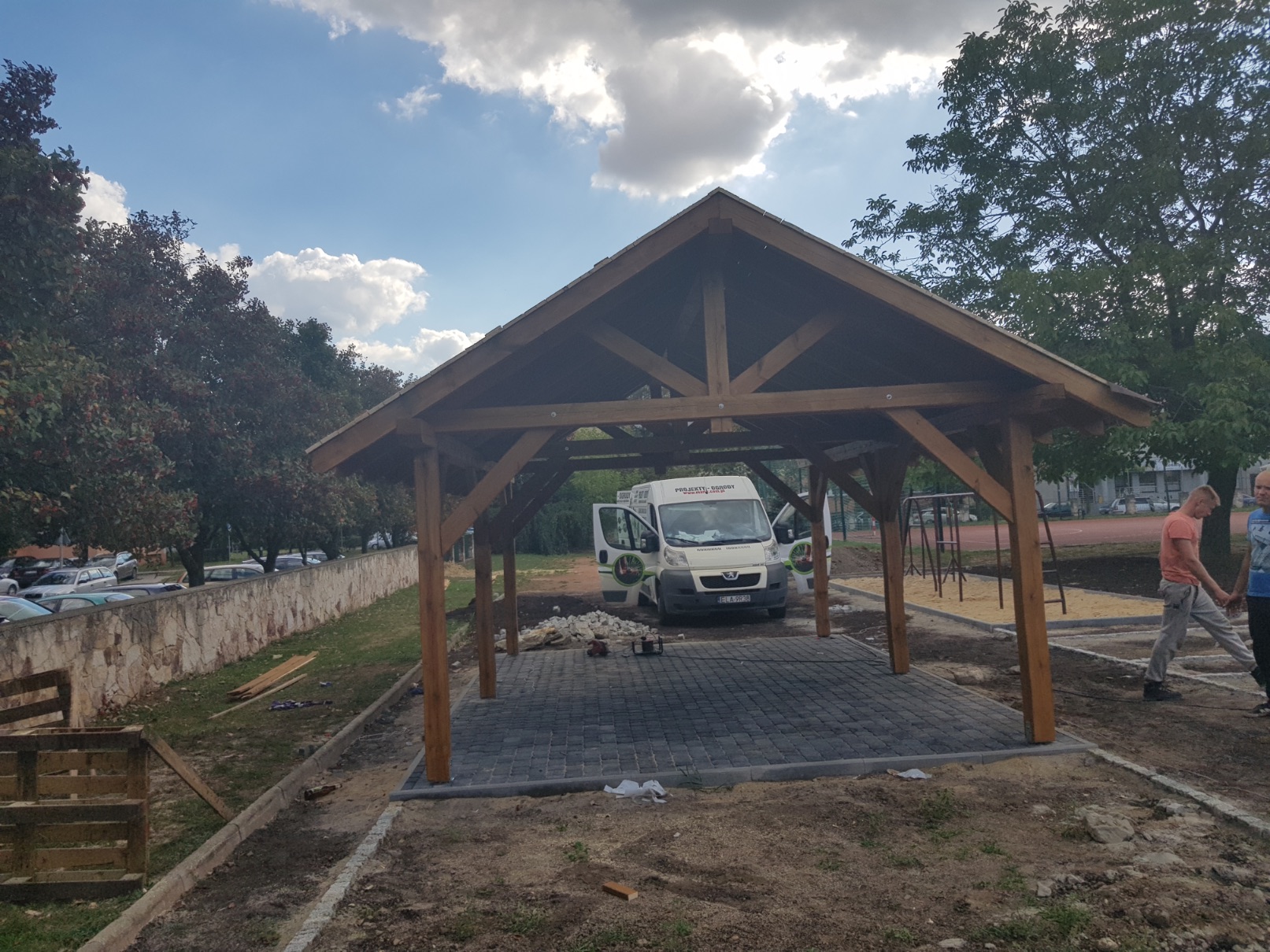 Drewniana architektura ogrodowa