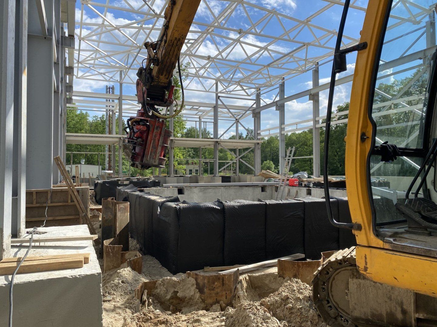 Виброизвлечение шпунта Ларсена GU 22N, г. Белоозерск, Московская область