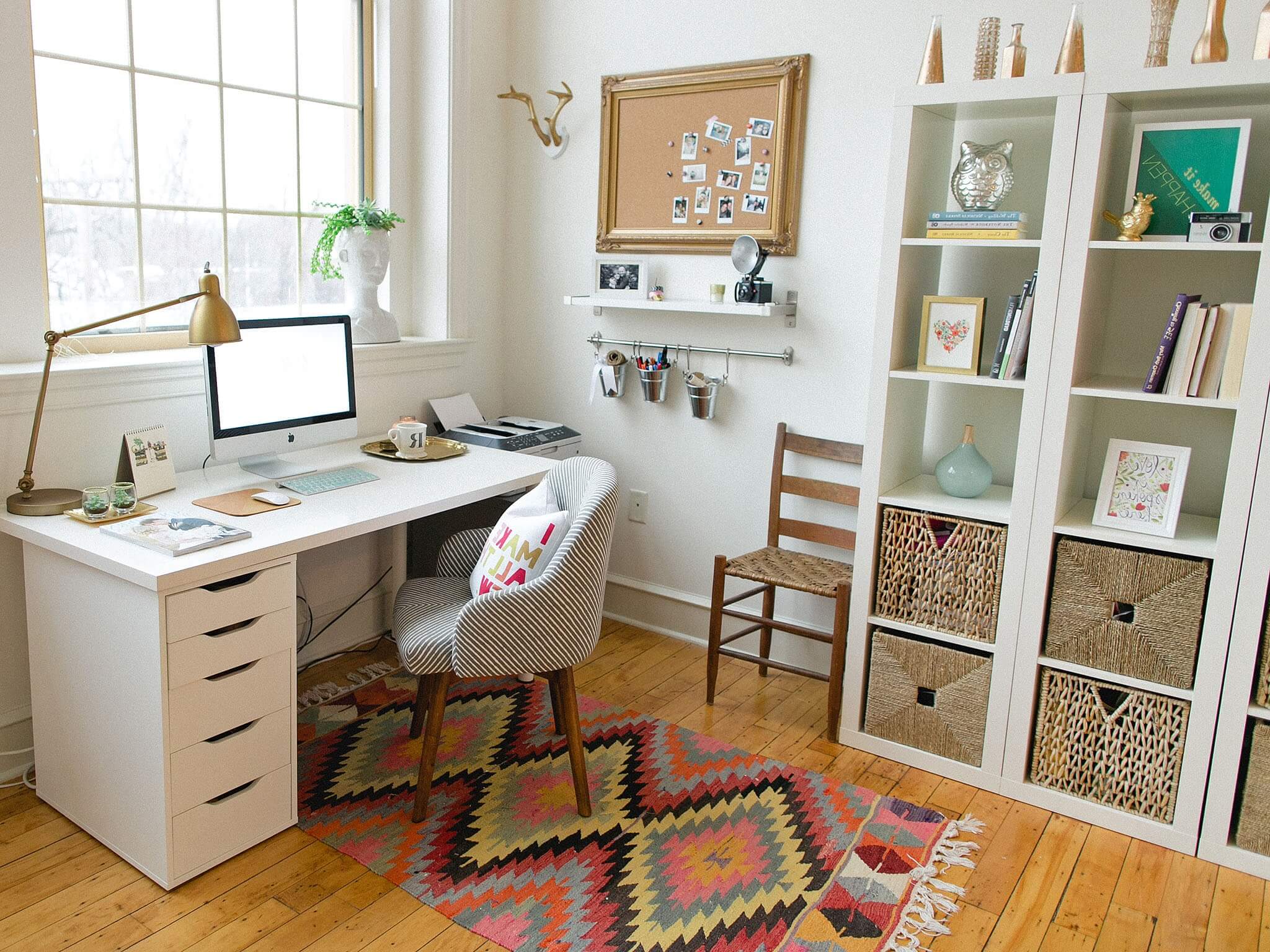 Contemporary White Office Nook