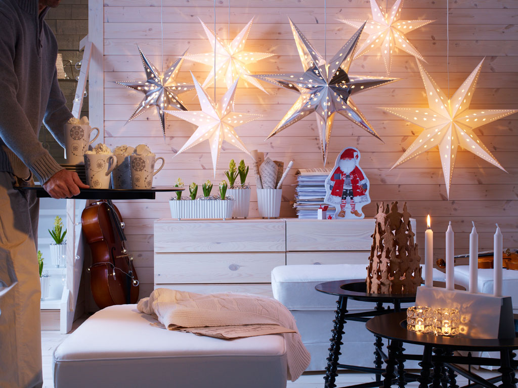 country christmas decor ideas diy hanging Embellished Christmas Star with best light simple interior christmas decoration white drawer shelf with printable santa craft ideas