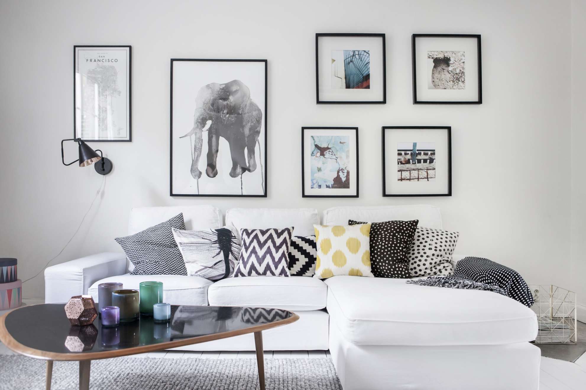 galereya kartin v interere