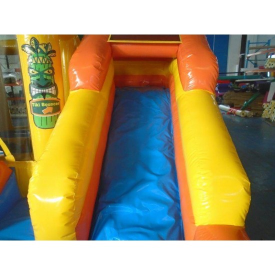 Bounce House Mit Pool