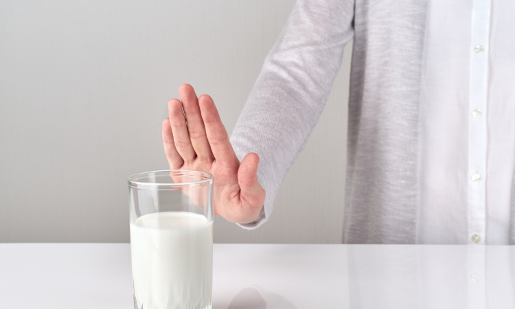 Ali je ob driski in bruhanju škodljivo piti mleko in mlečne izdelke?
