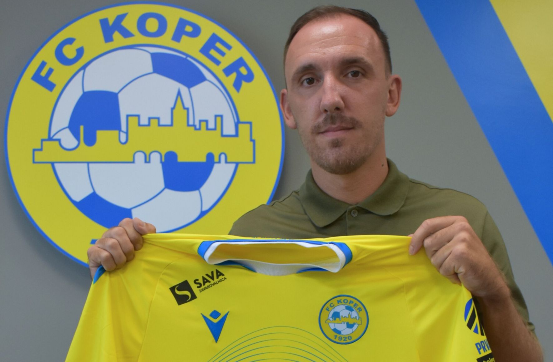 Denis Popović se je vrnil v Koper