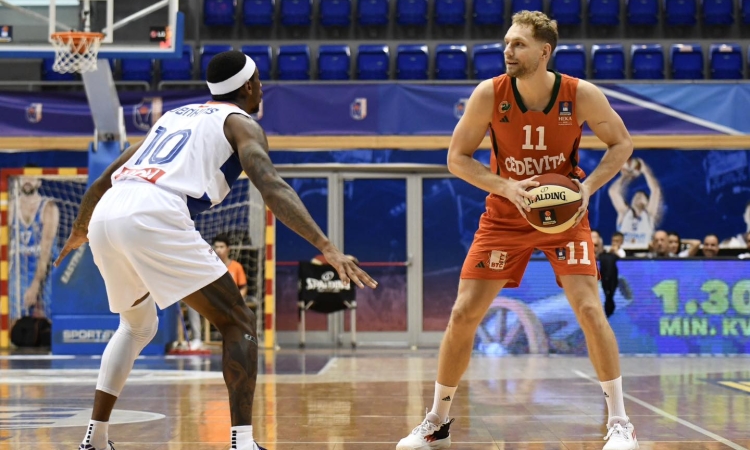 Košarkarji Cedevite Olimpije so v 3. krogu lige Aba premagali Mornar z 92:82 