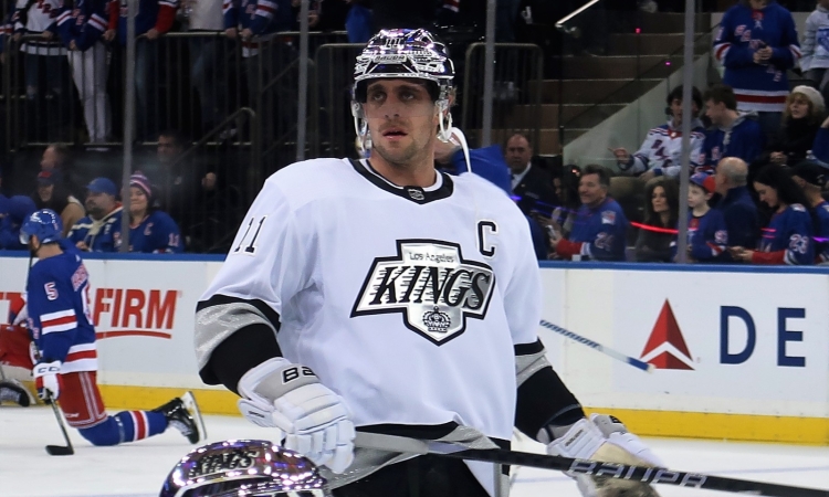 Anže Kopitar s hat-trickom odprl sezono v ligi NHL 