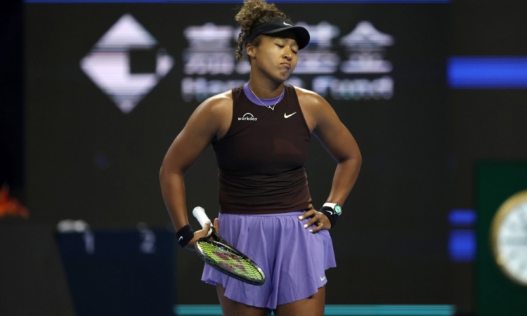 Naomi Osaka zaradi poškodb predčasno končala sezono