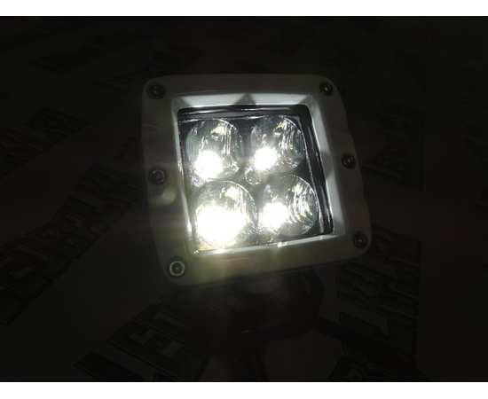 AURORA ALO-M-2-E4T 40W светодиодная фара рабочего света (белый корпус), изображение 3