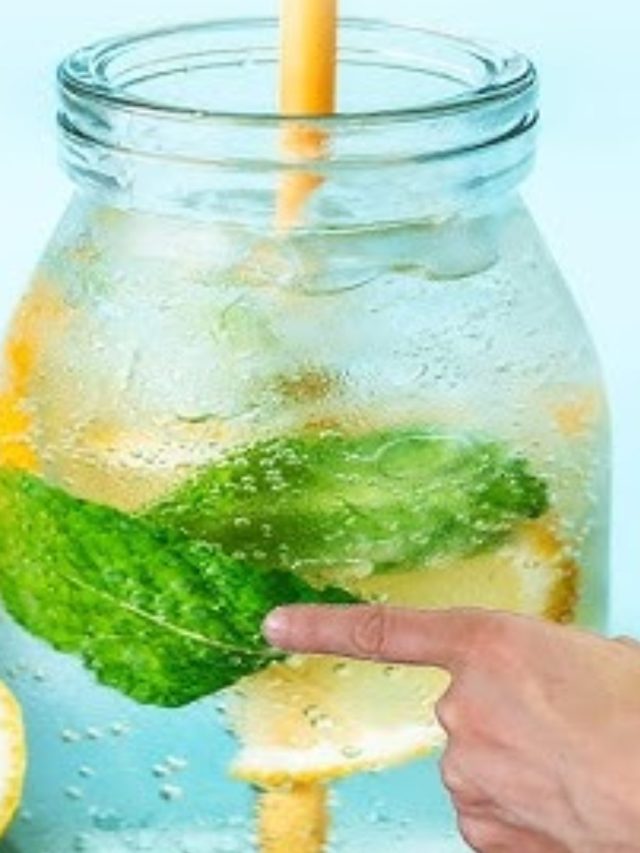 Benefits of Drinking Lemon Water in Summer