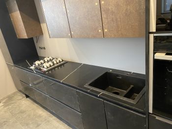 Silestone ETHERNAL NOIR (J) S