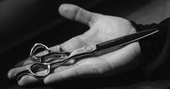 Красота ножниц Mizutani фотография 