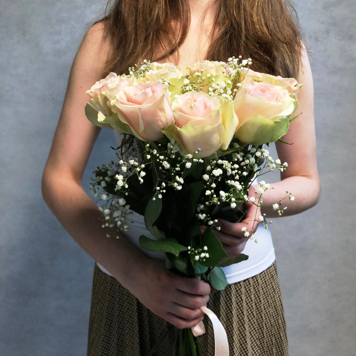Розы Фрутетто букет 60 см. Гипсофила Эквадор фото. Ласковая 11