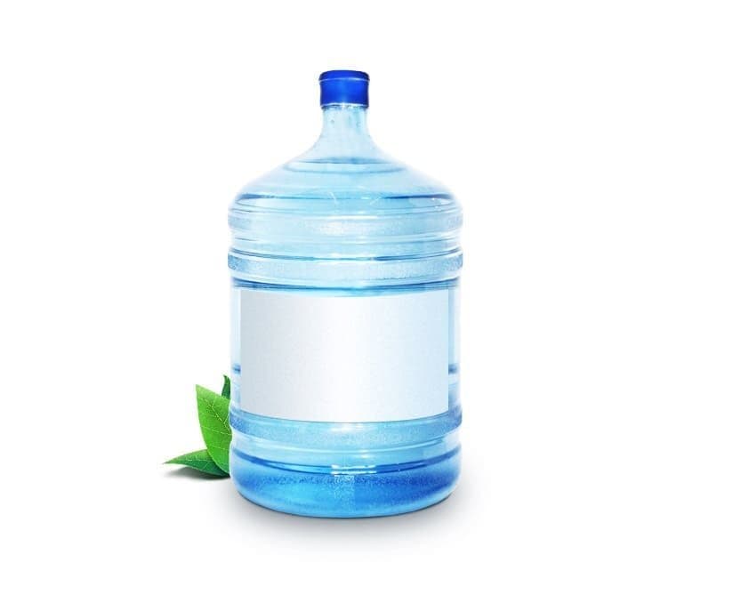 Девушка с коромыслом. Славянские девушки. Украинка в национальном костюме. Вода украинка. 5 негазированная.