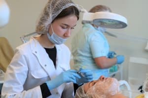 Медсестра по косметологии + инъекции: полный пакет по выгодной цене