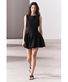 Zara Платье коллекции zw силуэта скейтбордистки , Цвет: Черный, Размер: XS