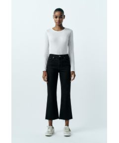 Zara   mid-rise flared cropped trf jeans , Цвет: Черный, Размер: 32