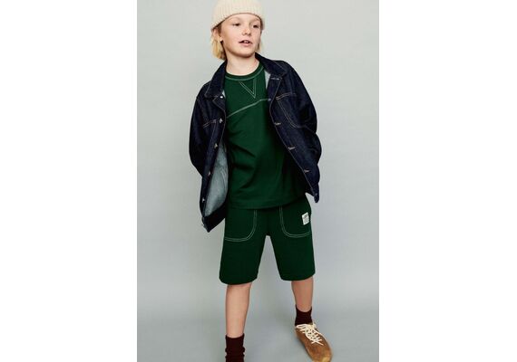 Zara Футболка и бермуды в комплекте , Цвет: Зеленый, Размер: 7 лет (122 см)