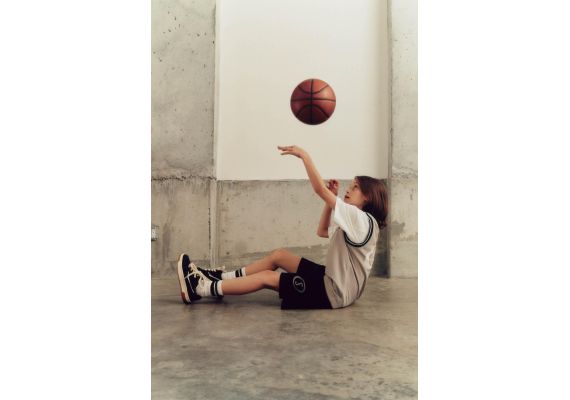 Zara Футболка spalding® с оборками, Цвет: Серый, Размер: 6-7 лет (120 см), изображение 2