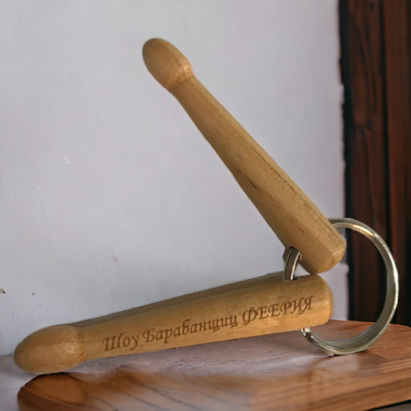 Гравировка по дереву. Сувенирные барабанные палочки