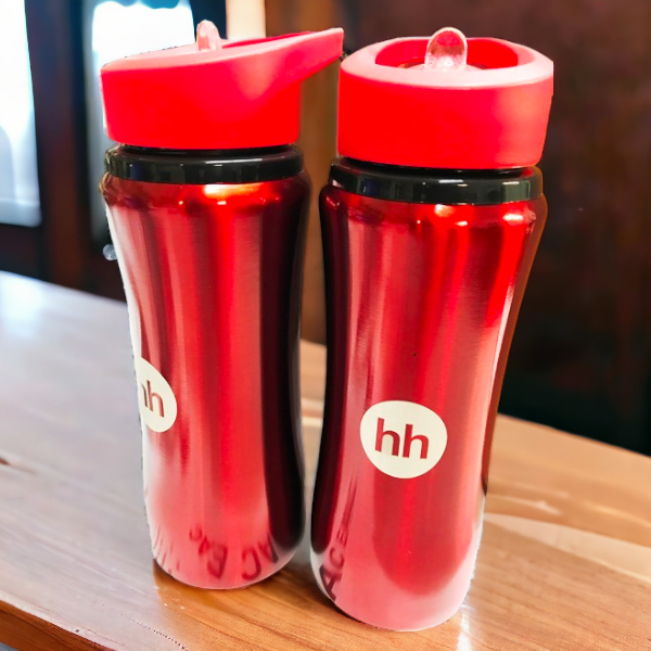 Лазерная гравировка на термо кружках  логотип НН