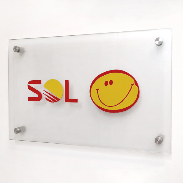 Табличка на дверь офиса компании SOL